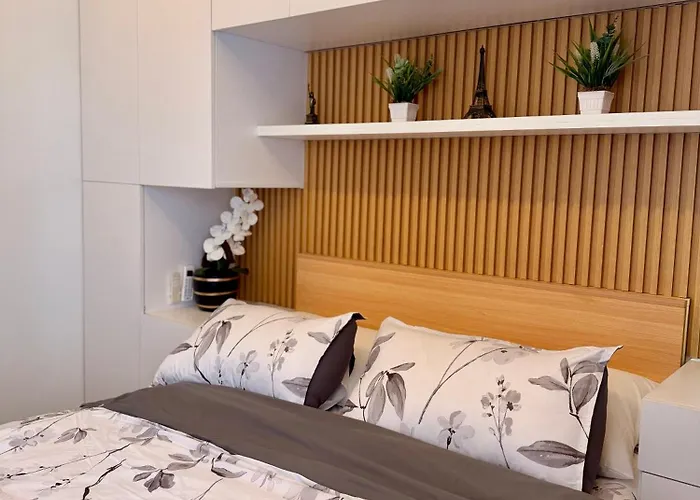 Blessed Dwelling - Modern With Wi-fi, Tv & Kitchen, 30 Min To Naia Airport 4* Manila